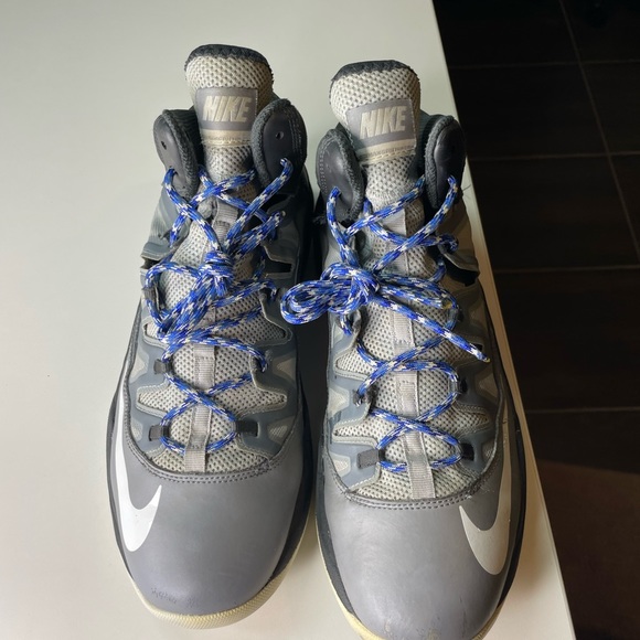 Nike Mens Air Max Stutter Step 2 599565-007 Gray Basketball Shoes Sneakers 10.5 - Picture 2 of 7